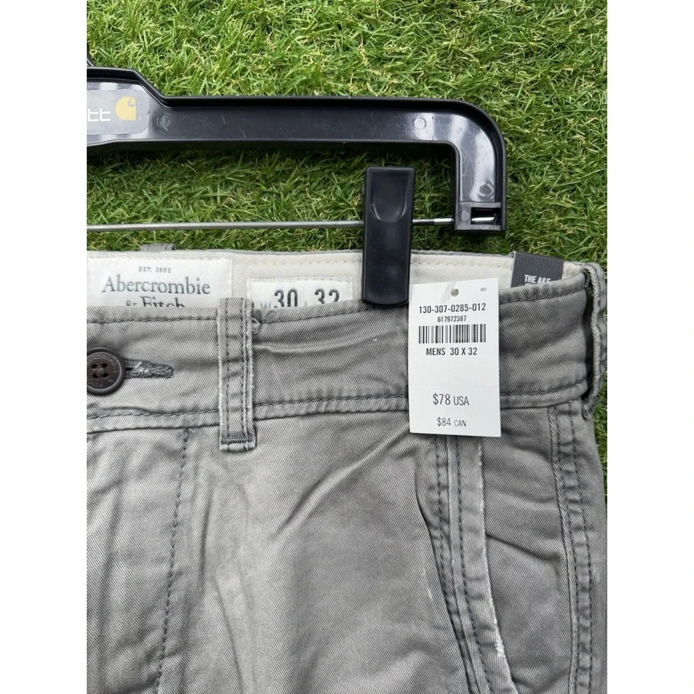 Abercrombie & Fitch Chino Pants Mens 30x32 The A&F Skinny Stretch Grey Khaki NWT